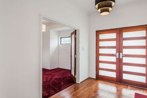 Property photo of 4 Navan Court Beaconsfield WA 6162