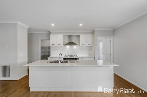 Property photo of 12 Fenway Street Strathtulloh VIC 3338