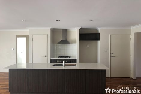 Property photo of 17/42 Baler Court Hammond Park WA 6164