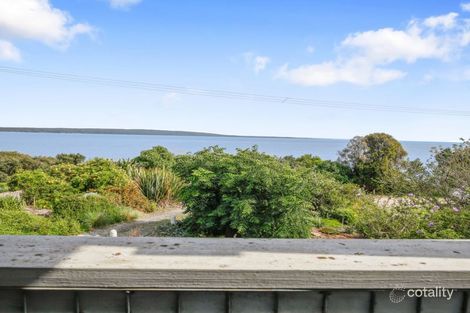 Property photo of 40 Foreshore Road Jam Jerrup VIC 3984