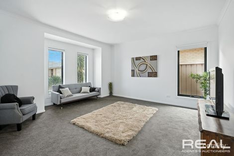 Property photo of 7 Oaks Court Parafield Gardens SA 5107