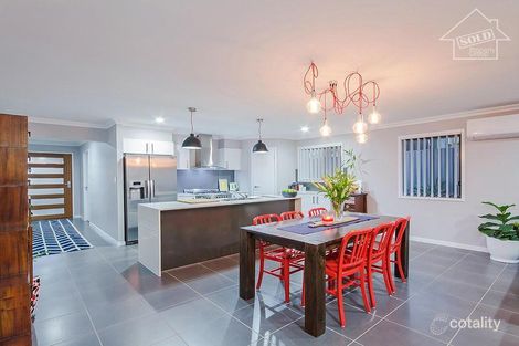 Property photo of 45 Dinnigan Crescent Durack QLD 4077