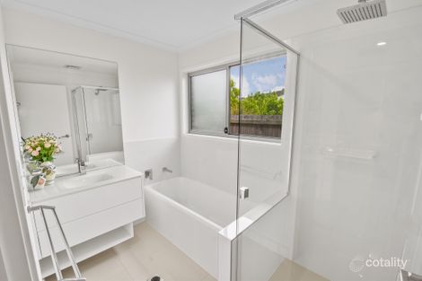 Property photo of 21 Grebe Crescent Bli Bli QLD 4560