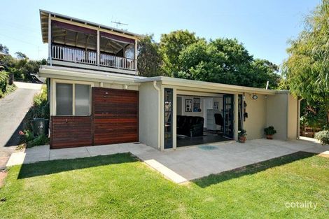 7 Hill St, Halls Head, WA 6210