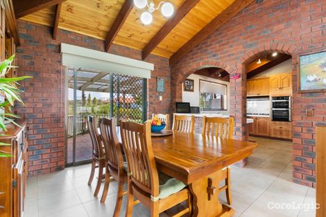 Property photo of 32 Akoonah Drive Golden Square VIC 3555