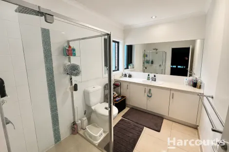 Property photo of 14 Weight Close Horsham VIC 3400