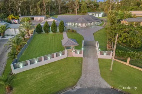 Property photo of 6 Nymboida Court Helensvale QLD 4212