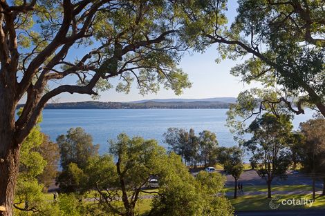 15 Beryl St, Warners Bay, NSW 2282