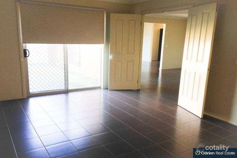 Property photo of 9 Carmody Court Cranbourne VIC 3977