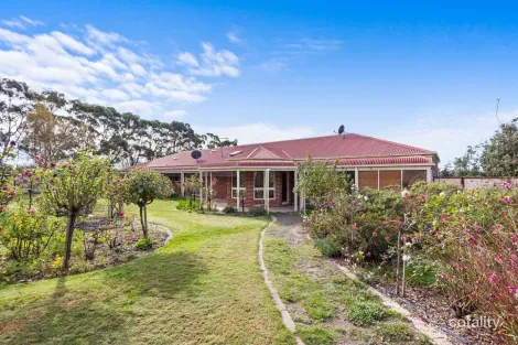 226 Wilsons Rd, Haddon, VIC 3351