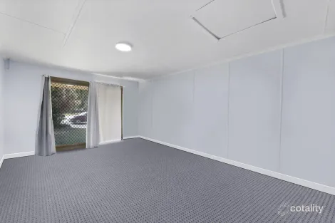 Property photo of 24 Mansfield Drive Beaconsfield QLD 4740