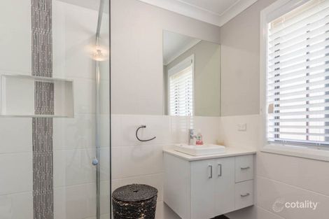 Property photo of 53 Wentworth Drive Kelso NSW 2795