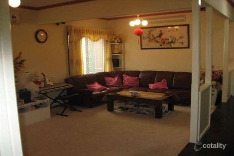 Property photo of 4 Holmefield Court Parafield Gardens SA 5107