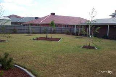 Property photo of 17 The Regency Hillside VIC 3037