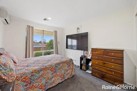 Property photo of 3 Judge Place Roxburgh Park VIC 3064