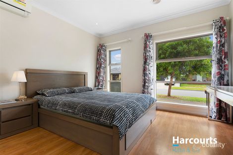 Property photo of 6 Risdon Chase Wollert VIC 3750