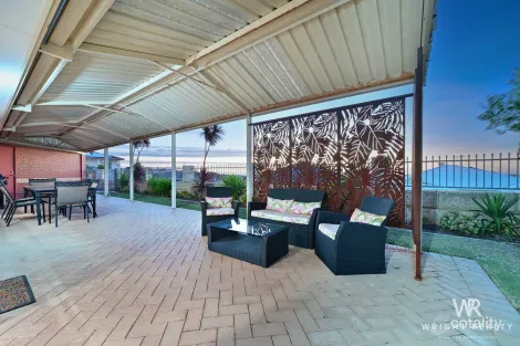 Property photo of 156 Nicholas Road Hocking WA 6065