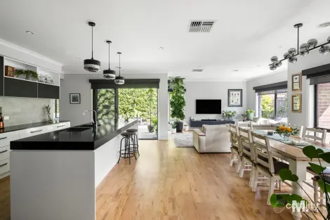 Property photo of 7 Bastings Avenue Mickleham VIC 3064