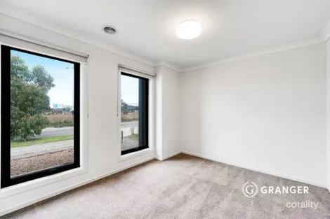 Property photo of 51 Alcantara Boulevard Wallan VIC 3756