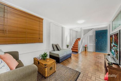 Property photo of 6 Woolford Place Manly West QLD 4179