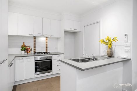 Property photo of 8/11 Wisewould Avenue Seaford VIC 3198