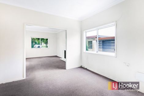 Property photo of 24 Dunbar Avenue Regents Park NSW 2143