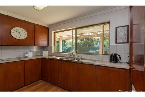 Property photo of 4 Weir Place Bateman WA 6150