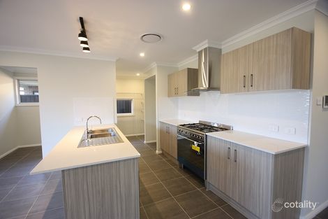 Property photo of 15 Arrowhead Avenue Leppington NSW 2179