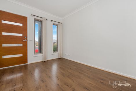 Property photo of 52 Twain Way Fraser Rise VIC 3336