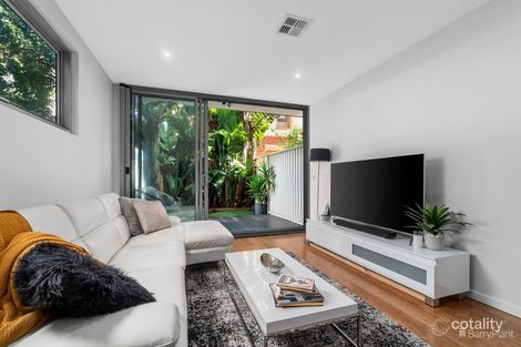 Property photo of 2/927 Doncaster Road Doncaster East VIC 3109