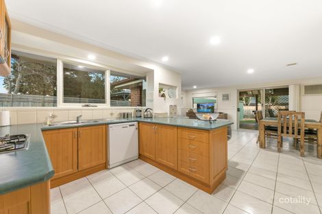 Property photo of 10 Eagle Court Blind Bight VIC 3980