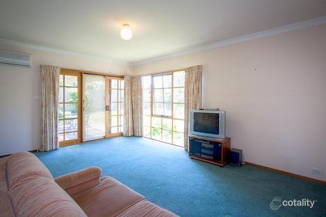 Property photo of 2/23 Farrell Street New Gisborne VIC 3438