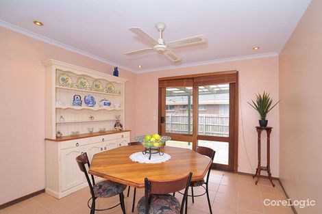 Property photo of 24 Applegum Crescent Ferntree Gully VIC 3156