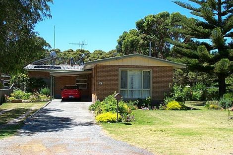 14 Paulas Way, Little Grove, WA 6330