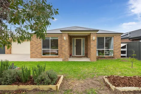 86 Hobson St, Stratford, VIC 3862