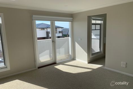 Property photo of 21 Wavertree Crescent Werribee VIC 3030
