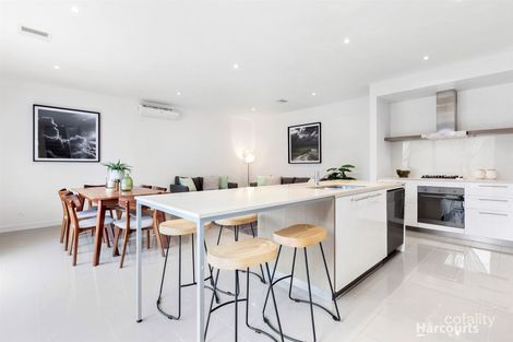 Property photo of 8 Windy Hill Drive Mulgrave VIC 3170