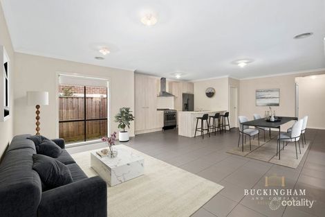 Property photo of 32 Stoneyfell Road Point Cook VIC 3030