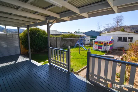 Property photo of 11 Academy Street Lithgow NSW 2790