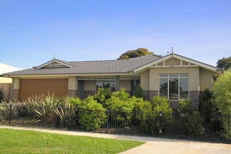 Property photo of 2 Park Vista Drouin VIC 3818