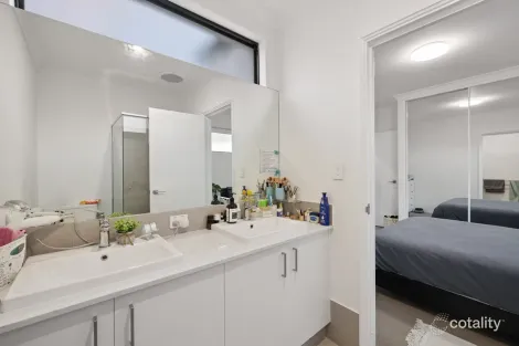 Property photo of 4C Chalcombe Way Warwick WA 6024