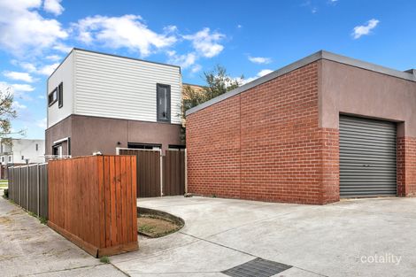 Property photo of 271 Windrock Avenue Craigieburn VIC 3064