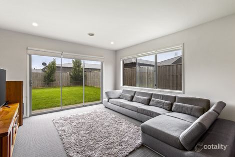 Property photo of 31 Pienza Way Leopold VIC 3224