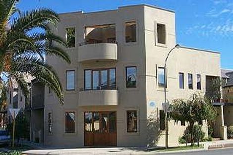 2/5 Pensioner Guard Rd, North Fremantle, WA 6159