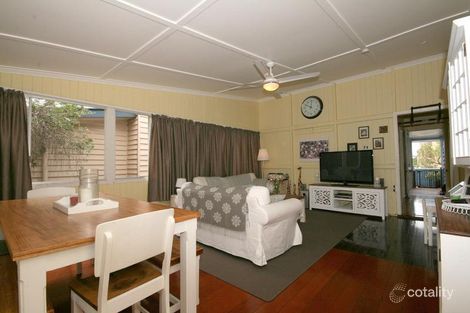 Property photo of 19 Clara Street Wynnum QLD 4178
