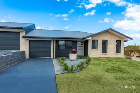 Property photo of 2/1 Martin Crescent Junction Hill NSW 2460