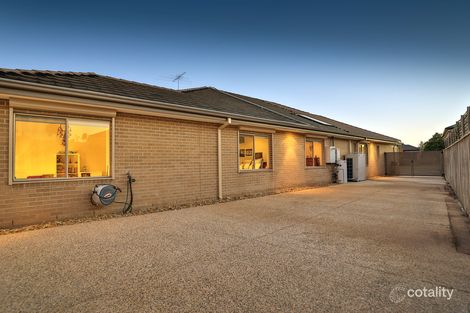 Property photo of 42 Banjo Paterson Drive Pakenham VIC 3810