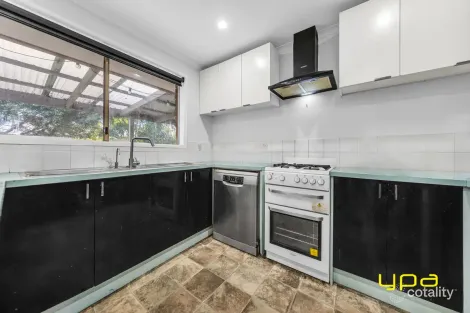 Property photo of 9 Jacinta Drive Cranbourne West VIC 3977