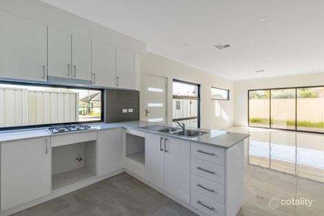 2/12 O'Halloran Rd, Christies Beach, SA 5165