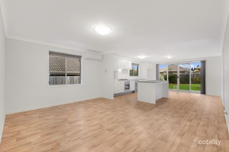 Property photo of 28 Kerrigan Crescent Elderslie NSW 2570